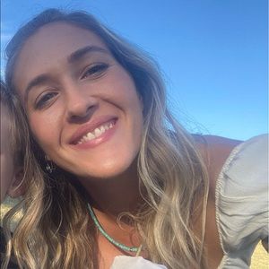 Meet your Posher, Lindsay